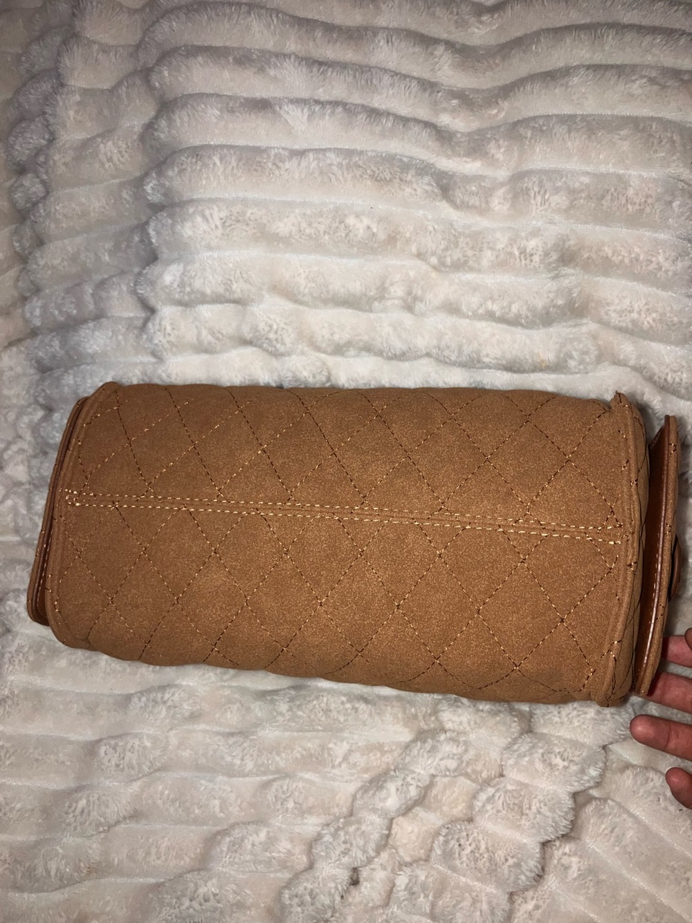 Adornia Brown Quilted Bag With Chain Strap and Side Pockets - Picture 10 of 16